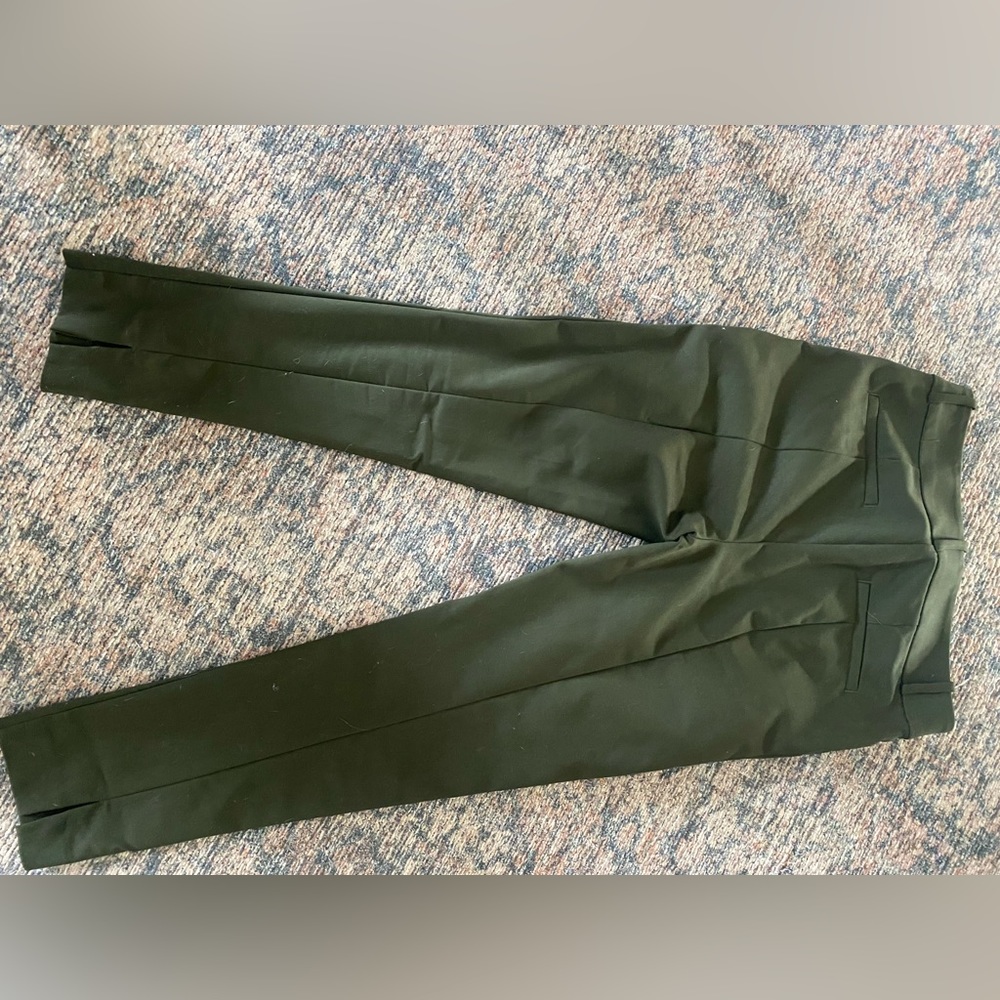 LOFT Green Pants - Picture 4 of 7